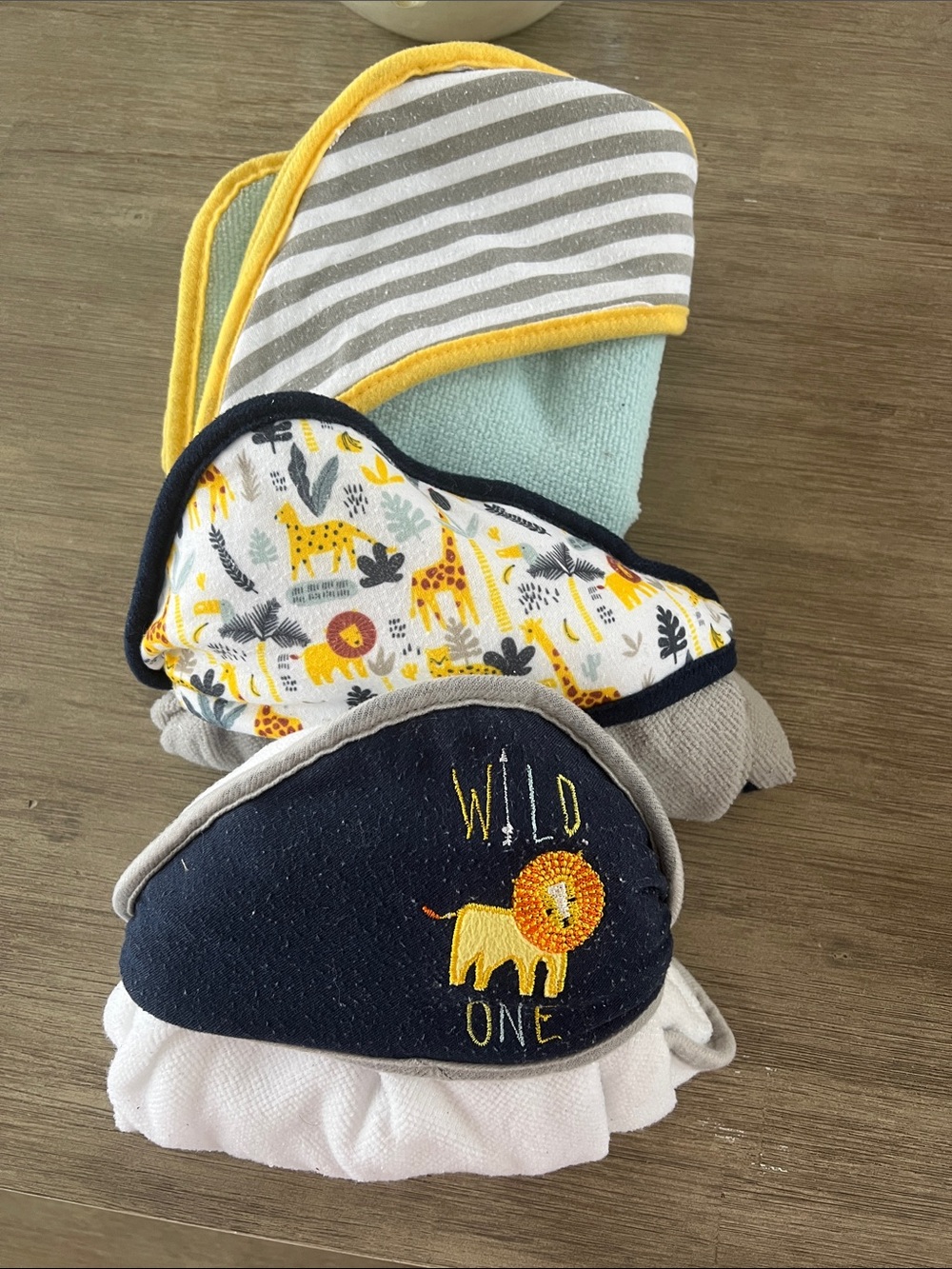 Newborn Lion Print Hooded Bath Towel Set